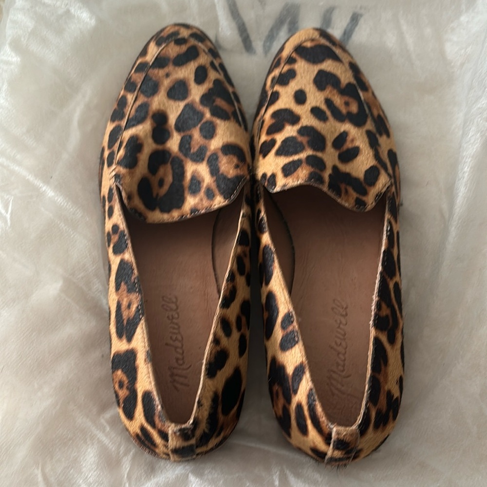 Madewell loafers

Sorry no bundling, will cancel.
